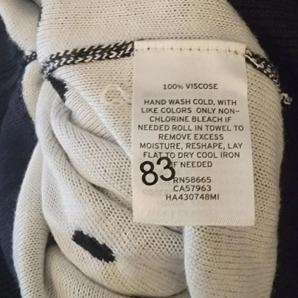 Halogen Womens B/W Polka Dot Crew Neck Front Button Cardigan Sweater Size 8 P